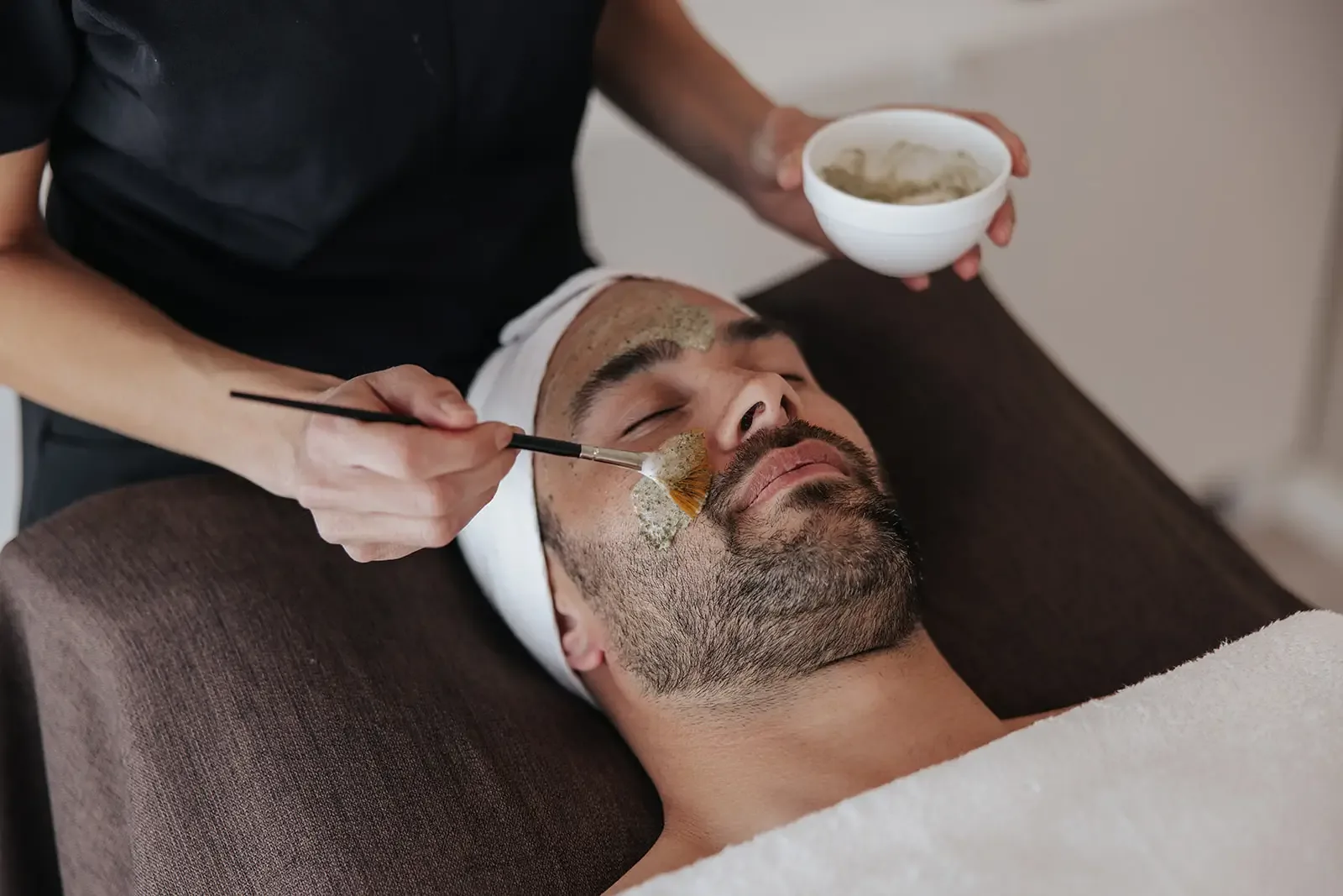 Green Peel p&aring;f&oslash;res under en ansiktsbehandling hos Oslo Skin